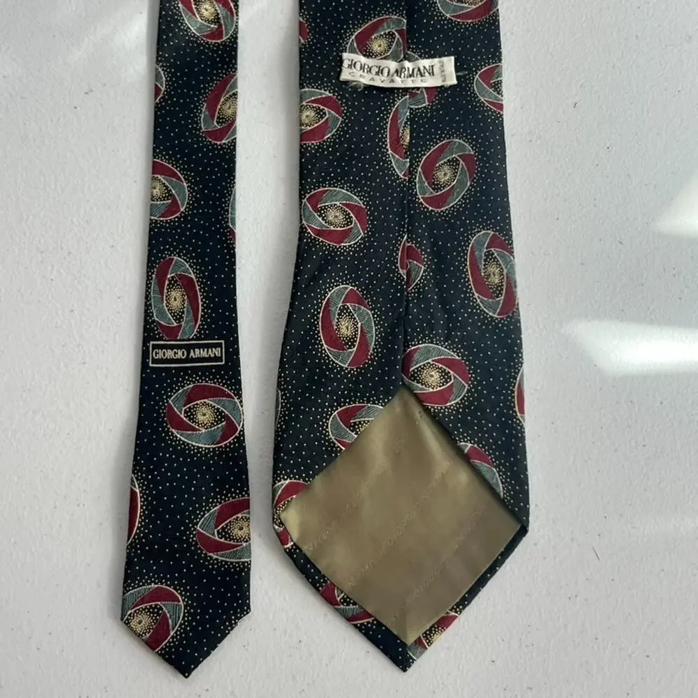 Giorgio Armani Men's Tie Cravatte Multicolor Geometric Swirl Pointed